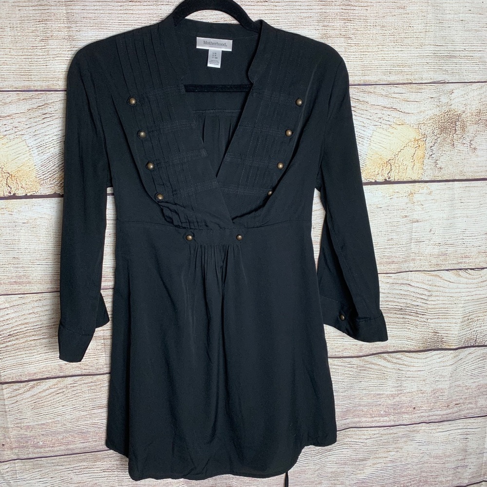 Motherhood Maternity Black shirt